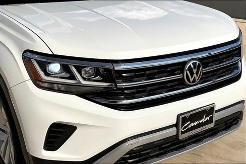 Used 2021 Volkswagen Atlas Cross Sport SE image 28
