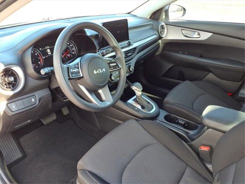 Used 2023 Kia Forte LXS image 11