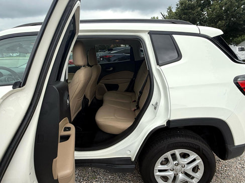 Used 2018 Jeep Compass Sport image 31