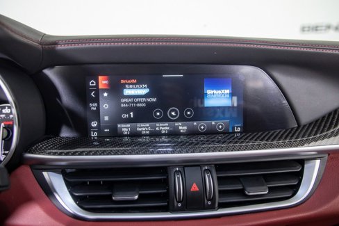 Used 2020 Alfa Romeo Stelvio Ti Sport image 25