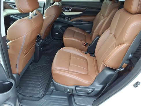 Used 2019 Subaru Ascent Touring w/ Popular Package #3 image 12