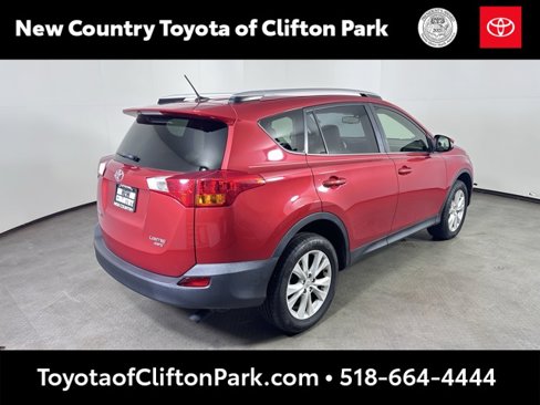 Used 2015 Toyota RAV4 Limited image 3