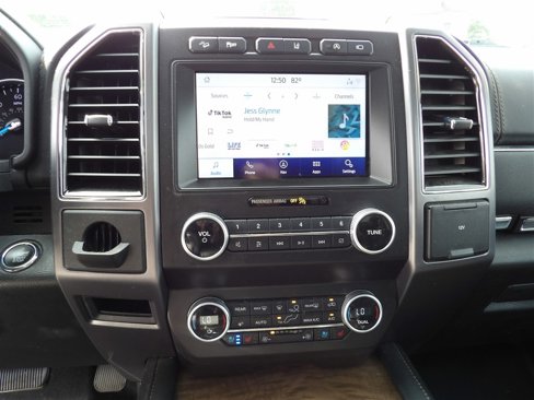 Used 2021 Ford Expedition Max Platinum image 13