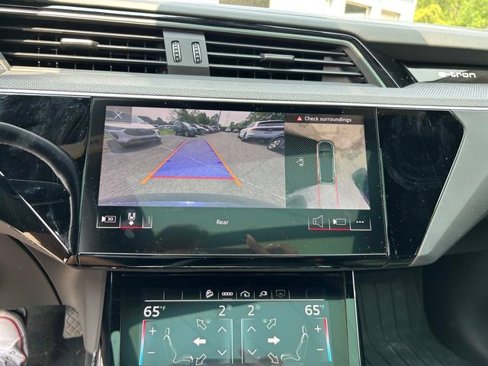 Used 2022 Audi e-tron S Premium Plus w/ 21" Black Optic Package image 15