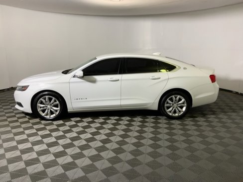 Used 2017 Chevrolet Impala LT image 12