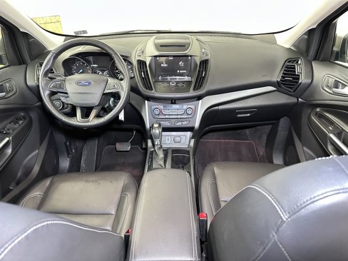 Used 2018 Ford Escape SEL image 32