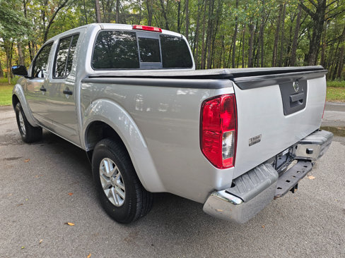 Used 2016 Nissan Frontier SV image 8