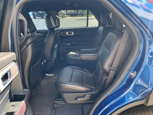 Used 2020 Ford Explorer XLT w/ Equipment Group 202A image 30