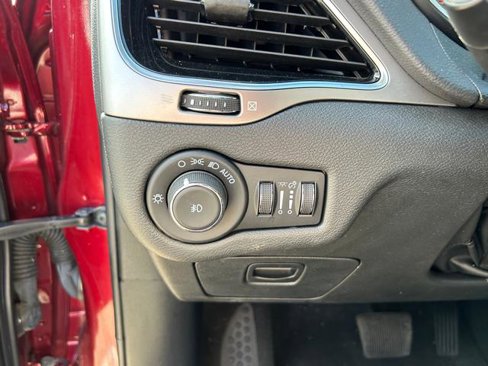 Certified 2021 Jeep Cherokee Latitude Lux 80th Anniv w/ Quick Order Package 26U 80TH image 18