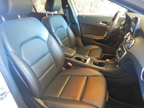 Used 2020 Mercedes-Benz GLA 250 4MATIC image 15