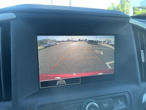 Used 2023 GMC Terrain SLE w/ Driver Convenience Package image 24