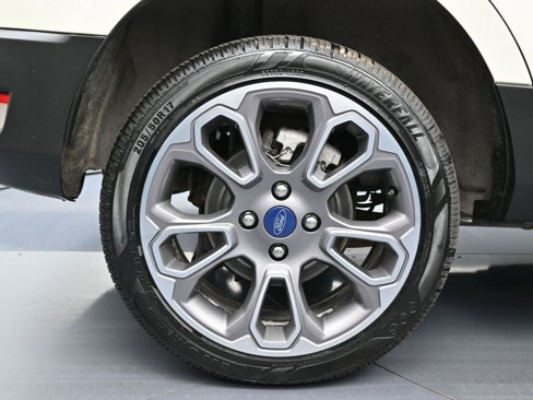 Used 2020 Ford EcoSport Titanium image 12