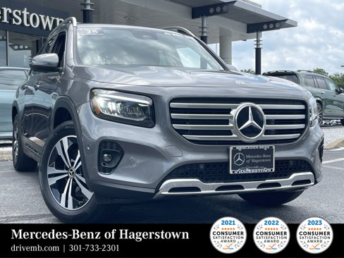 Certified 2025 Mercedes-Benz GLB 250 4MATIC image 1