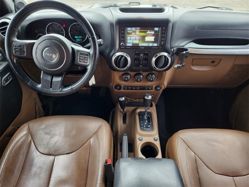 Used 2013 Jeep Wrangler Unlimited Sahara w/ Connectivity Group image 8