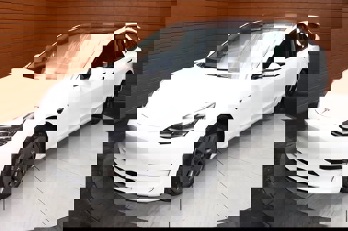 Used 2023 Tesla Model 3 Standard Range image 7