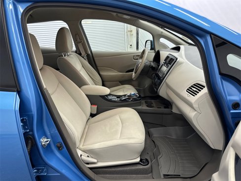 Used 2012 Nissan Leaf SL image 13