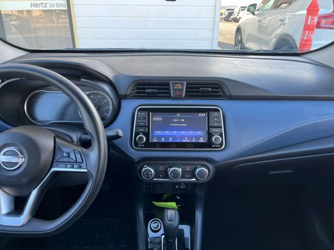 Used 2023 Nissan Versa SV image 31
