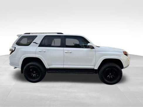 Used 2019 Toyota 4Runner TRD Off-Road Premium image 9