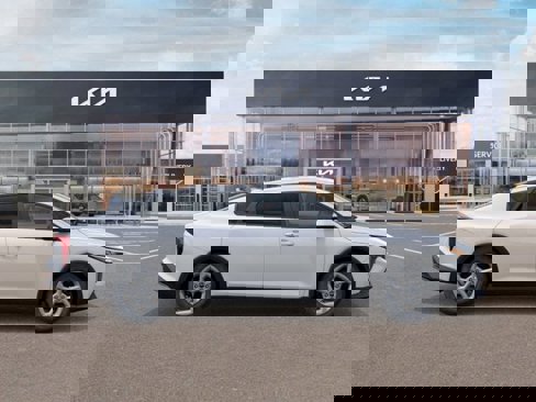 New 2025 Kia K4 LXS image 7