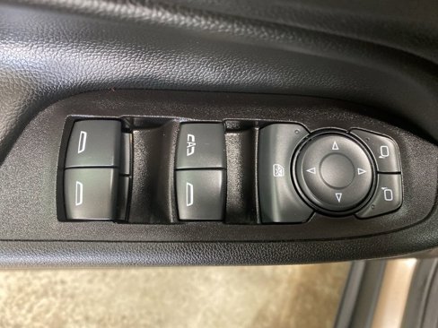 Used 2019 Chevrolet Equinox LT image 28