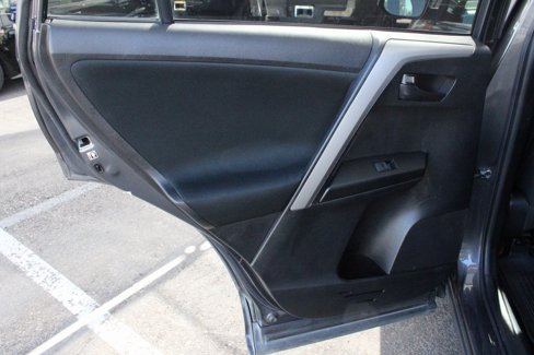 Used 2017 Toyota RAV4 LE image 46