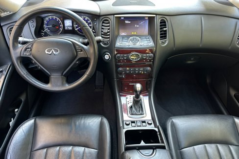 Used 2015 INFINITI QX50 Journey w/ Premium Package image 29