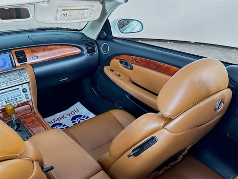 Used 2005 Lexus SC 430 Convertible image 23