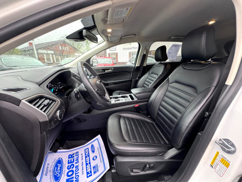 Used 2022 Ford Edge SEL w/ Convenience Package image 10
