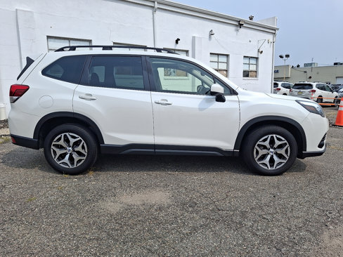 Certified 2023 Subaru Forester Premium image 7