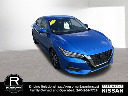 Used 2023 Nissan Sentra SV image 3