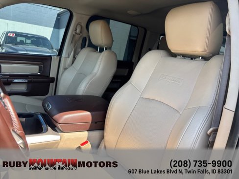 Used 2016 RAM 1500 Laramie w/ Convenience Group image 12