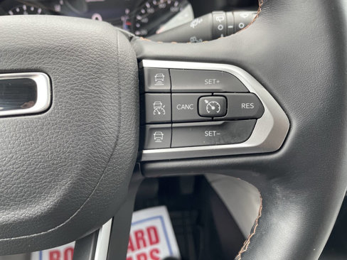 Used 2022 Jeep Compass Limited image 16