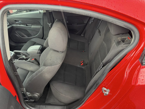 Used 2016 Chevrolet Cruze LT w/ Technology Package image 13