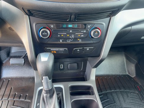 Used 2017 Ford Escape SE image 24