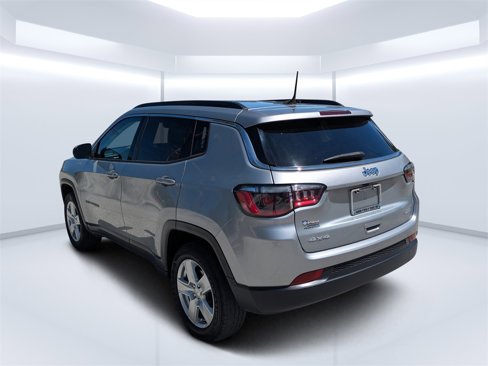 Used 2022 Jeep Compass Latitude w/ Convenience Group image 5