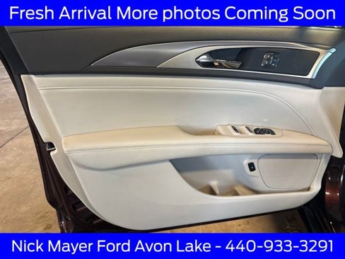 Used 2019 Lincoln MKZ Premiere image 3