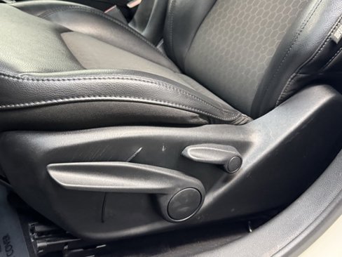Used 2019 Jeep Compass Altitude image 14