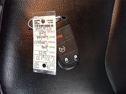 Used 2022 Jeep Compass Limited image 36