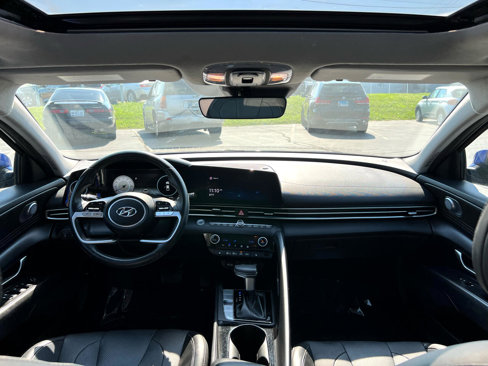 Used 2021 Hyundai Elantra Limited image 47