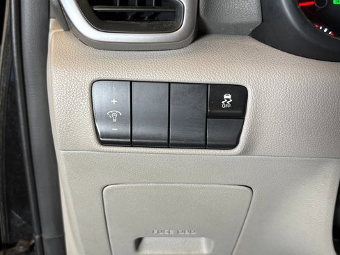 Used 2017 Kia Sportage LX w/ LX Popular Package image 17