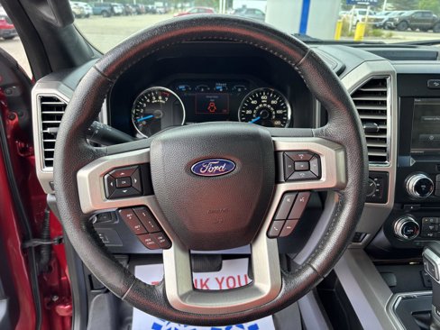Used 2015 Ford F150 Platinum w/ Equipment Group 701A Luxury image 28