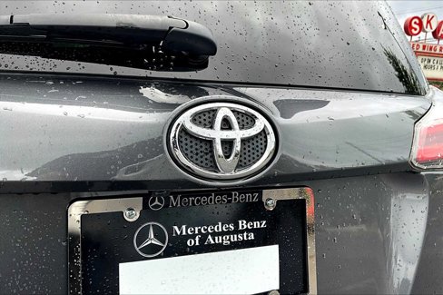 Used 2018 Toyota RAV4 XLE image 9
