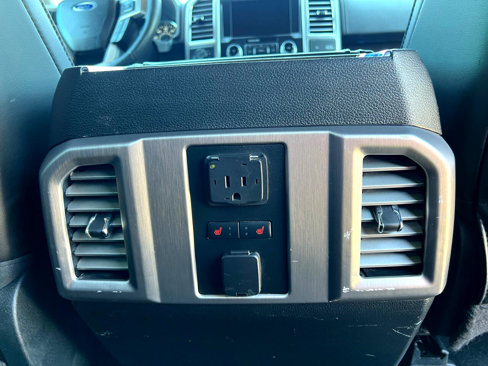 Used 2015 Ford F150 Platinum w/ Equipment Group 701A Luxury image 27