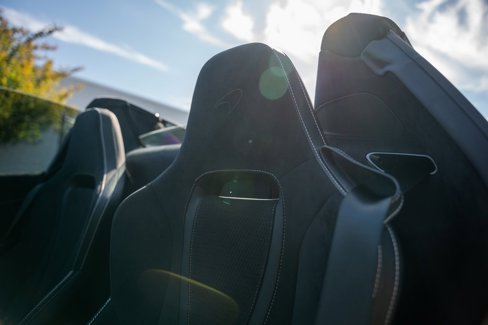 Used 2024 McLaren 750S Spider image 32