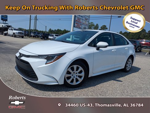 Used 2024 Toyota Corolla LE image 1