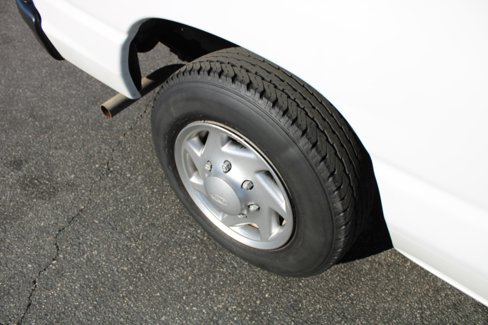 Used 2013 Ford E-150 and Econoline 150 image 17