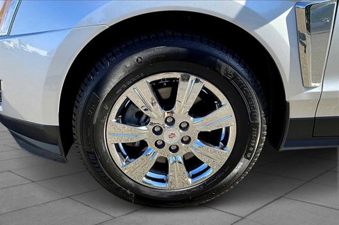 Used 2015 Cadillac SRX Luxury image 10