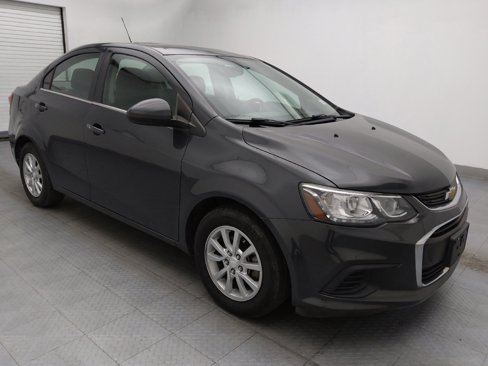 Used 2019 Chevrolet Sonic LT w/ Convenience Package image 11