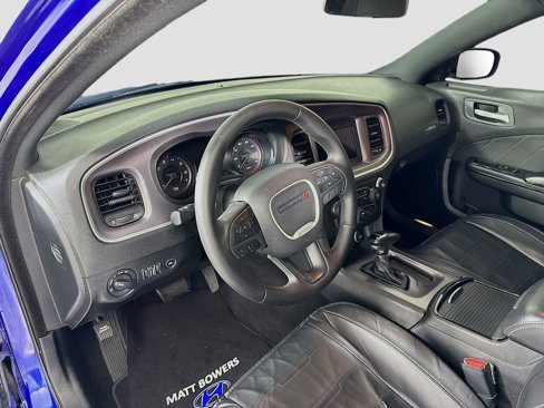 Used 2019 Dodge Charger SXT image 9