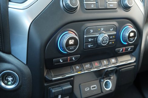 Used 2020 Chevrolet Silverado 1500 LT w/ Texas Edition image 16